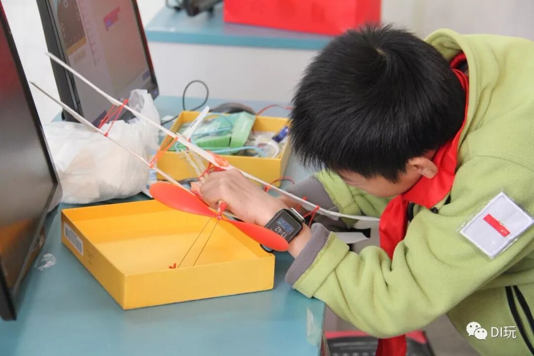Let Micro:bit Take Over the Egg Experiment