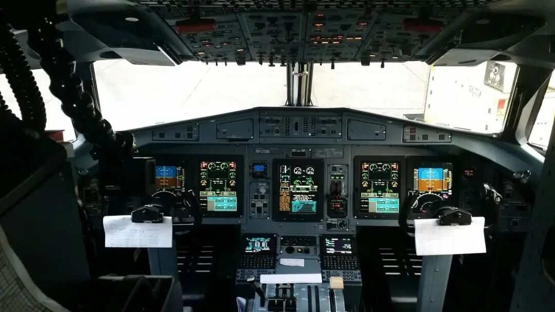 Industry Focus: Design of Next-Generation Avionics Software Based on Software Virtualization Technology