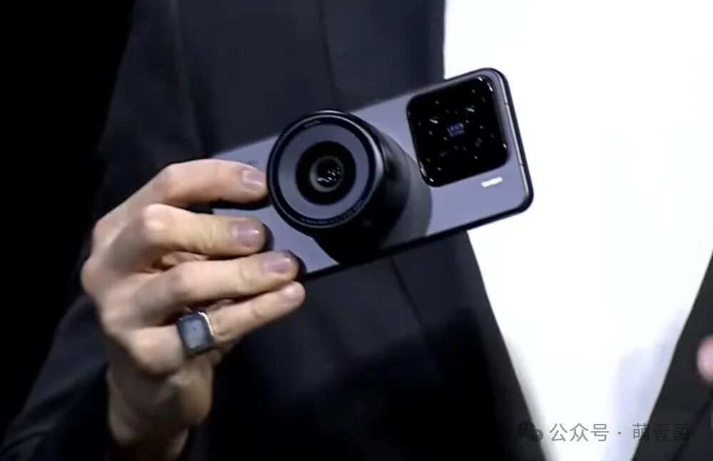 Discussing the 'Modular Revolution' in Smartphone Imaging and Industry Insights from Xiaomi's External Camera