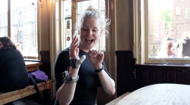 Incredible! 3D Printing a Finger to Transform Ordinary People into Six-Fingered Musicians!?