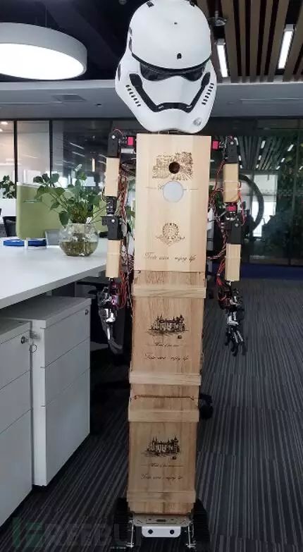 Geek DIY: How to Assemble a Robot