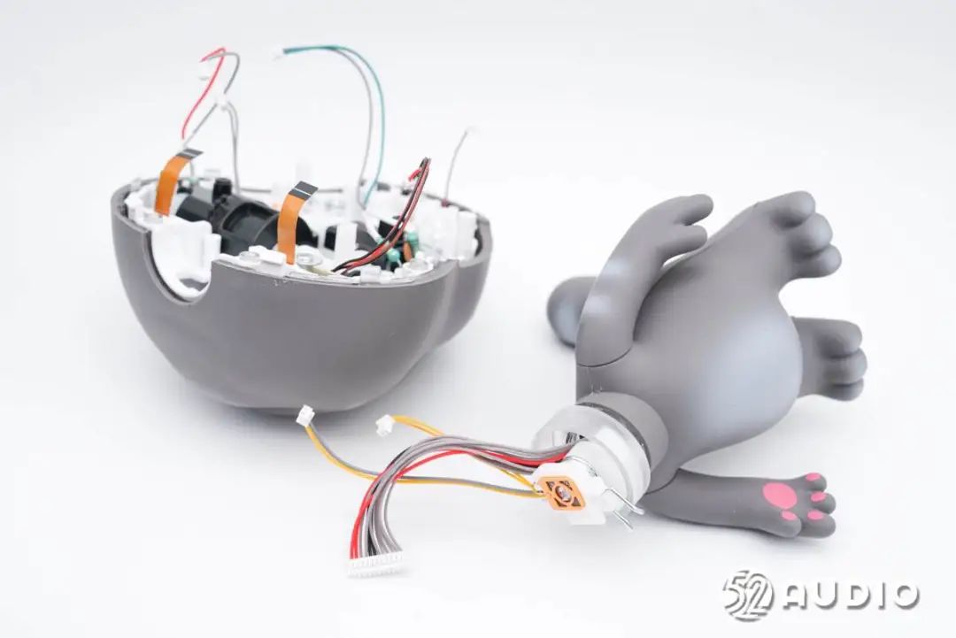 Dissecting the Talking Tom Cat: What Chips Are Used in This Popular AI Toy?