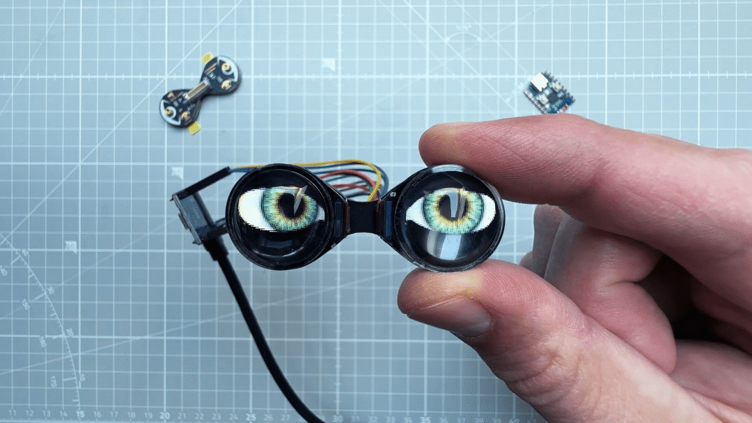 Transform Your Device into a Cute Companion! Creating Adorable Eyes with ESP32 and LCD