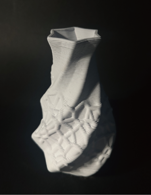A Visual Feast: Innovative Practices in the Integration of Education and Industry in Ceramic 3D Printing in Shanghai