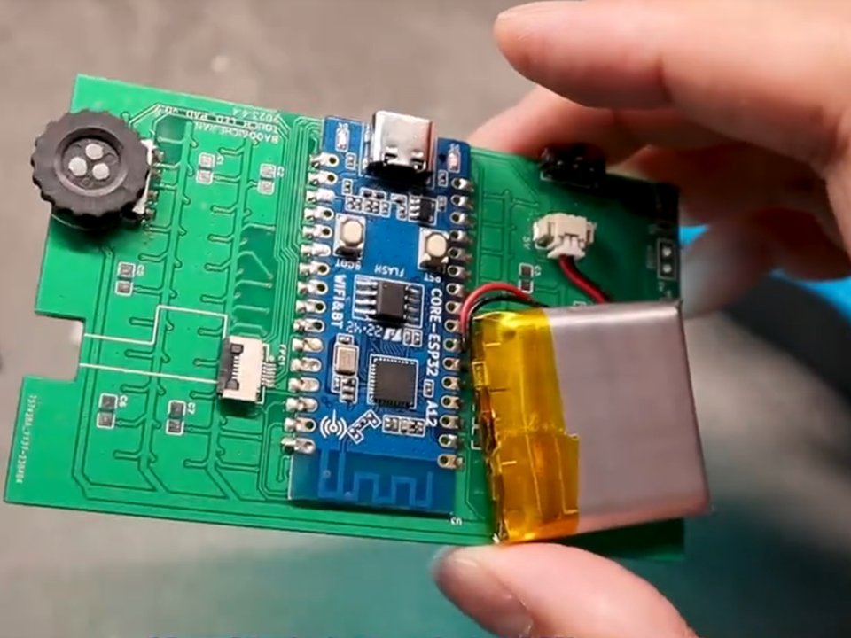 Open Source | Hezhao ESP32 Development Board + WS2812 + Touch Screen, DIY Creative "Pixel Box", and Let ChatGPT Write Code!