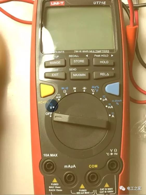 How to Use a Multimeter to Measure and Distinguish Between Voltage, Neutral, and Live Wires