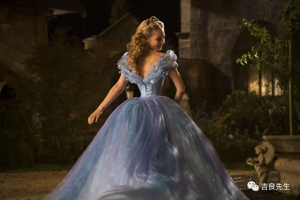Utilizing Light: More Fashionable than Custom-Made Dresses