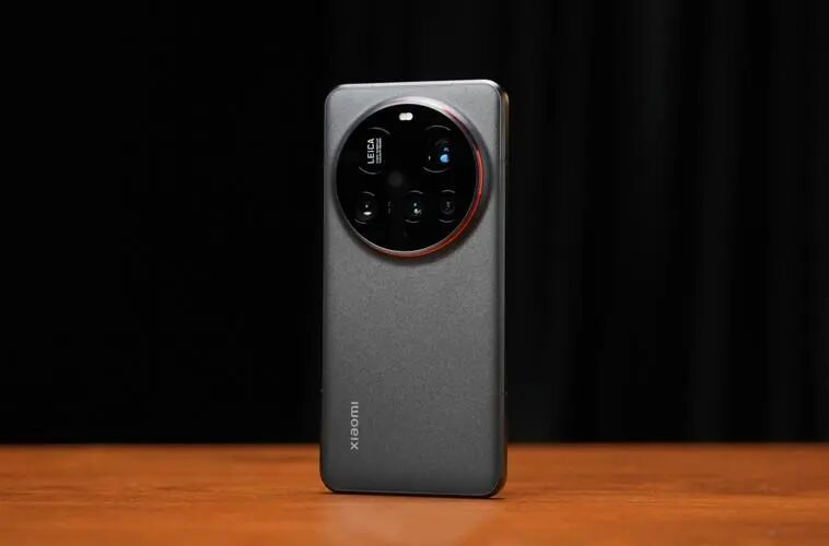 Xiaomi 16 Series Unveils Two Major Technological Innovations: 3D Printed Metal Frame and 7000mAh Battery Spark Nationwide Discussion