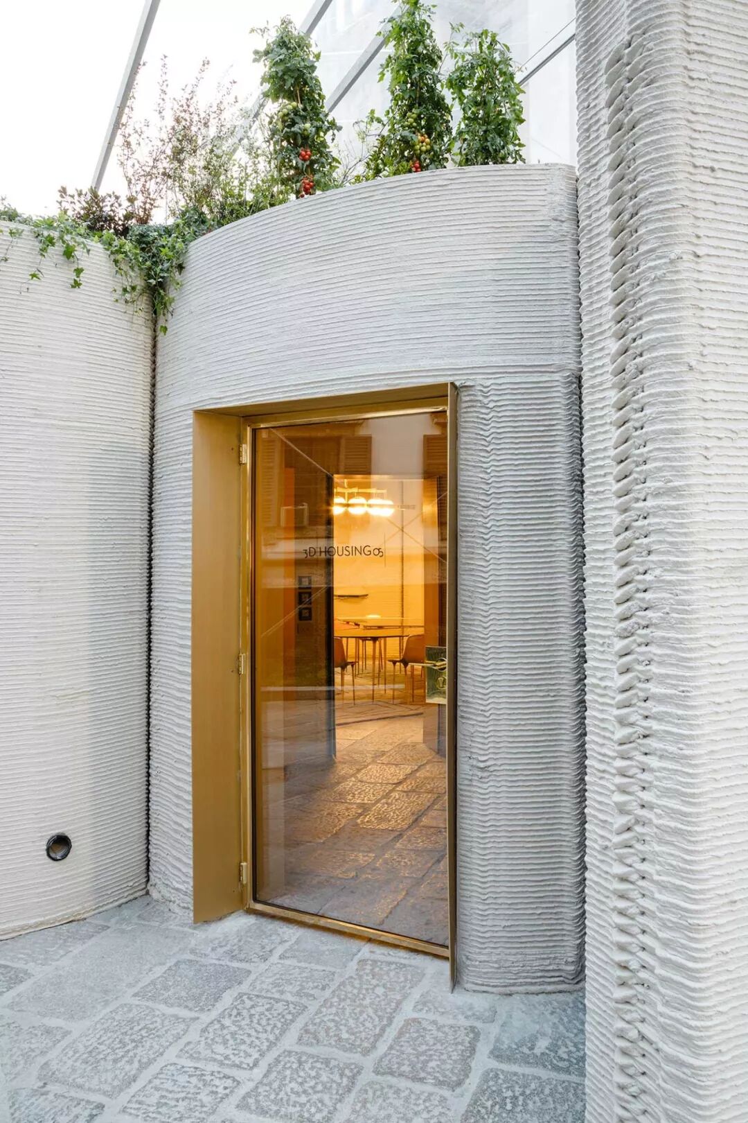 A Stylish 100㎡ House Completed in 48 Hours Using 3D Printing