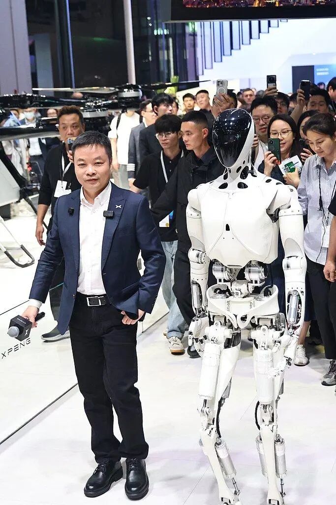 2025 Shanghai Auto Show: Humanoid Robots, Ushering in a New Era of Intelligent Mobility?