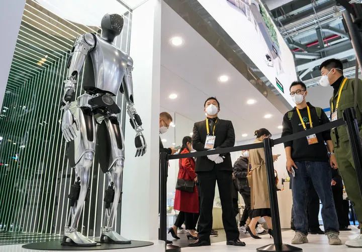 Why Has the Development of Humanoid Robots Suddenly Accelerated?