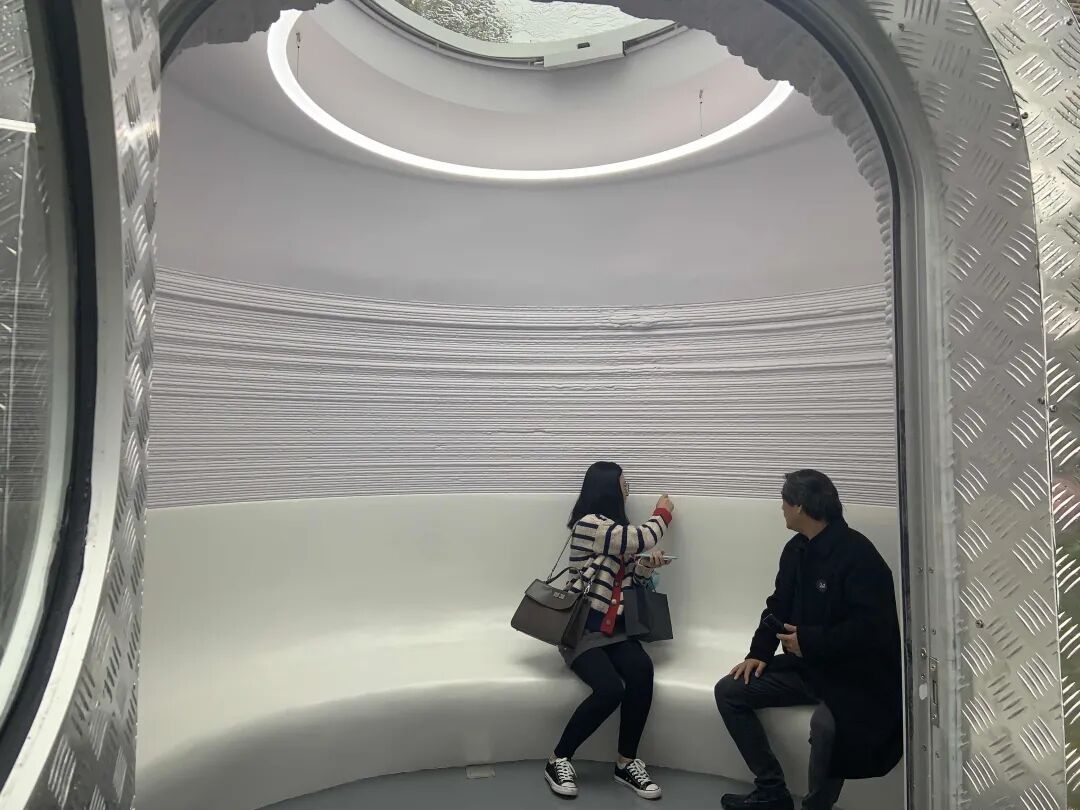 The First Concrete 3D Printed Library in China: 'Like a Comma'