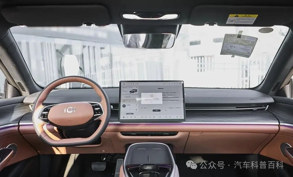 Is the 710km Range C-Class Sedan Priced at 140,000 Yuan a Game Changer or a Leader in Range?