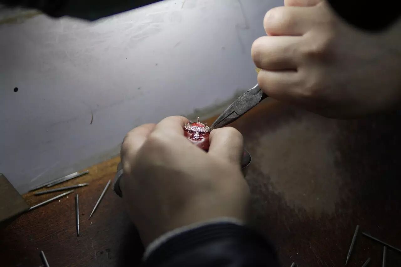 3D Printed 7.82 Carat Gemstone Engagement Ring! It Can Transform!
