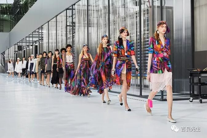 Utilizing Light: More Fashionable than Custom-Made Dresses