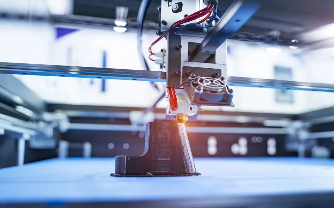 The New Forces of 3D Printing: Plater at the Crossroads of Change