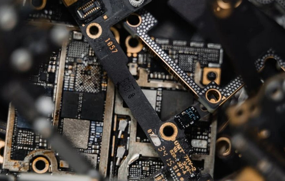 Key Considerations for Developing FPGA UART with EIA/TIA-232