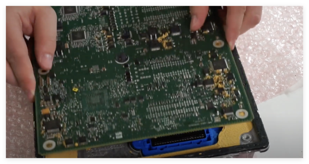 Dissecting the Chevrolet Heavy-Duty Pickup ECU: How a 'Hacker' Breached the 'Unhackable'