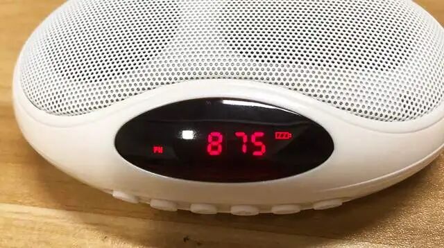 Bluetooth Speaker - Vanding F208: Shell-Shaped Design with Dual Speaker Configuration for Superior Sound