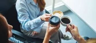 Unforgettable 1995: A Cup of Coffee Without Wi-Fi