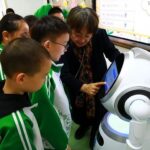 AI Robots and Teachers: Breaking Boundaries in English Education with the "Dual Teacher" Classroom