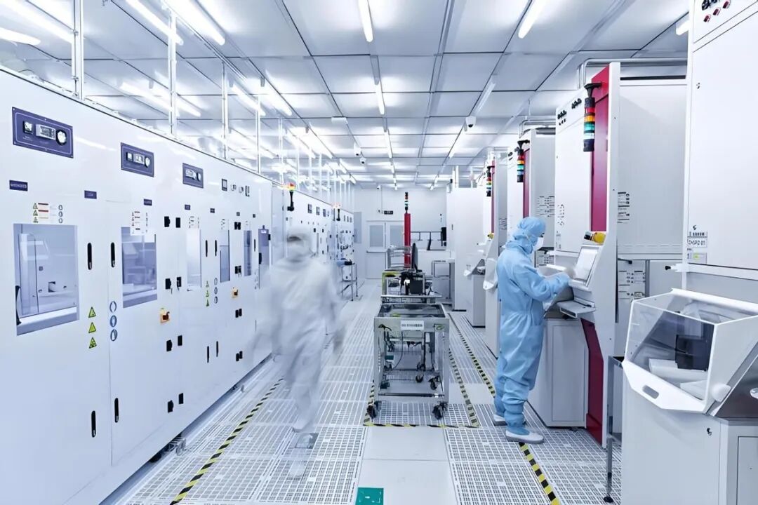 The 3-Nanometer Chip Crisis: How China Fights Back with Rare Earths and Quantum Technology Amid Japan's Supply Cut of Photoresists