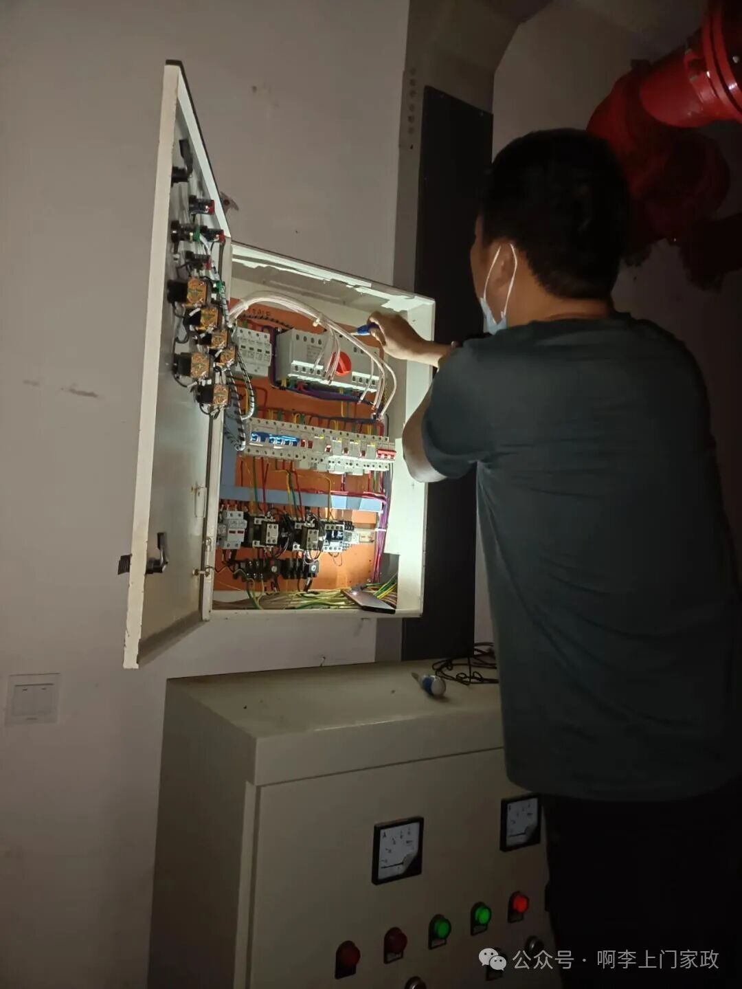15 Essential Circuit Board Repair Tips: Transforming Beginners into Repair Experts!