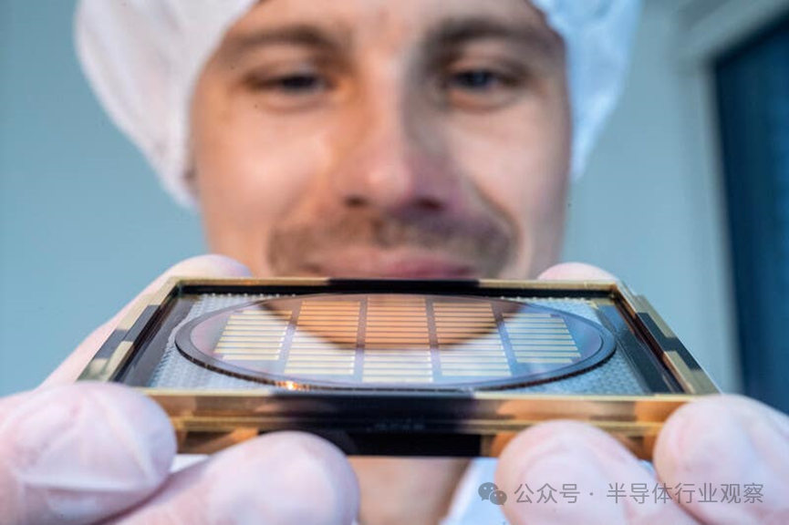 World's First Photon-Based NPU