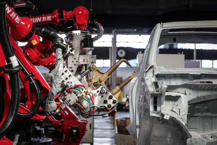 Why Has the Development of Humanoid Robots Suddenly Accelerated?