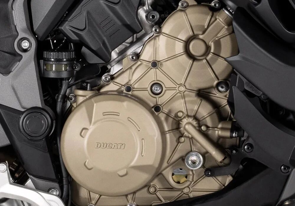 In-Depth Analysis of the 2025 Ducati Multistrada V4 Series: A Dual Evolution of Technology and Wildness Starting at 229,900 Yuan