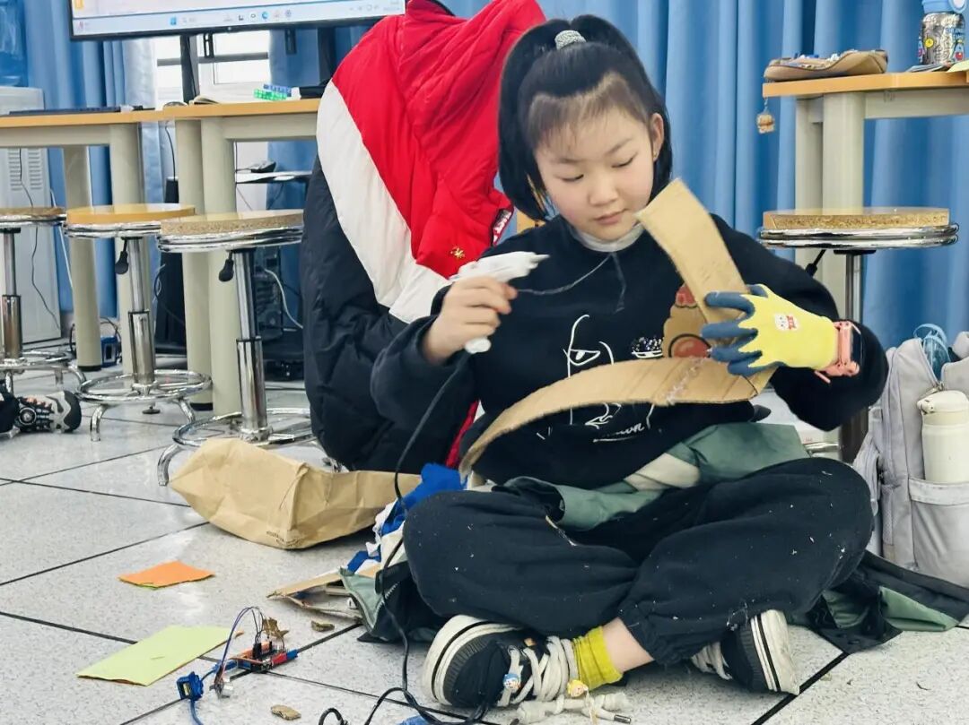 Building Dreams with Technology | Arduino Open Hardware Course: From Zero to Maker, Igniting Innovation