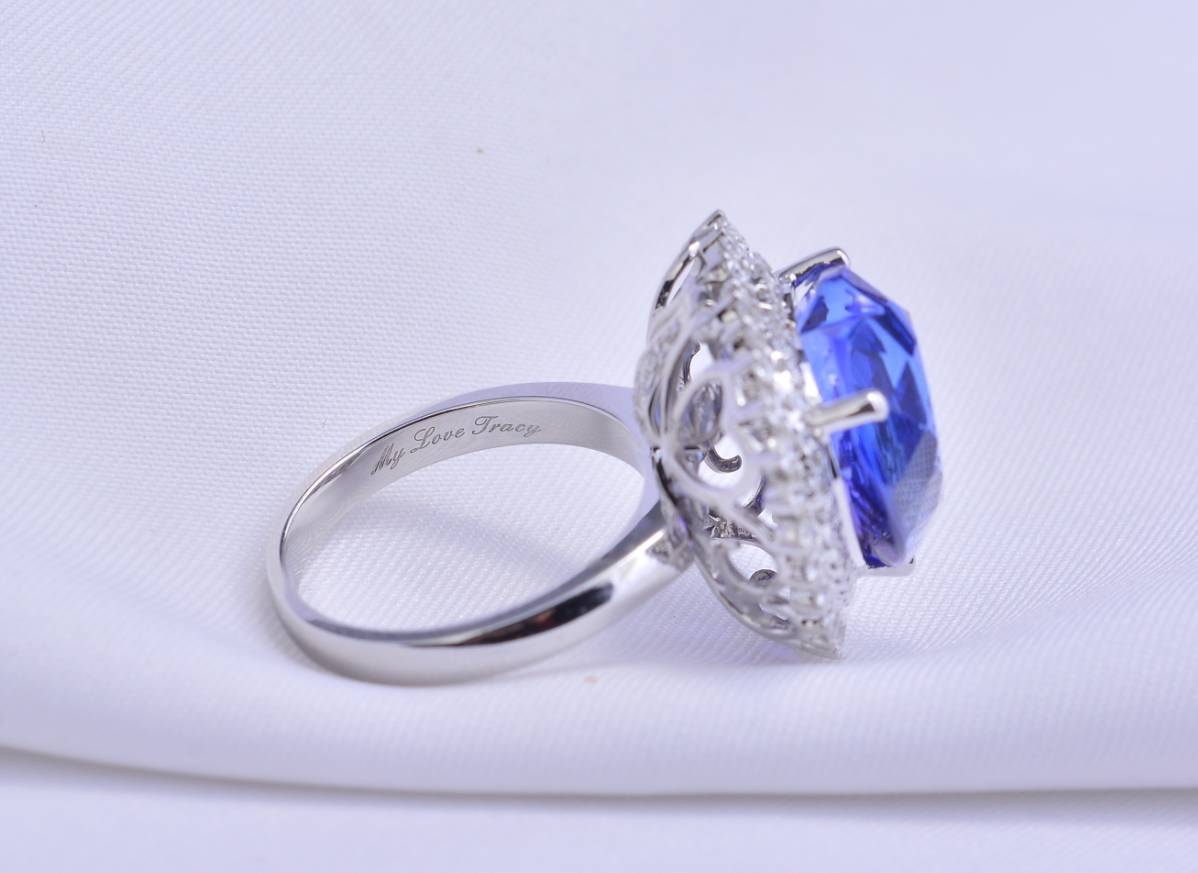 3D Printed 7.82 Carat Gemstone Engagement Ring! It Can Transform!