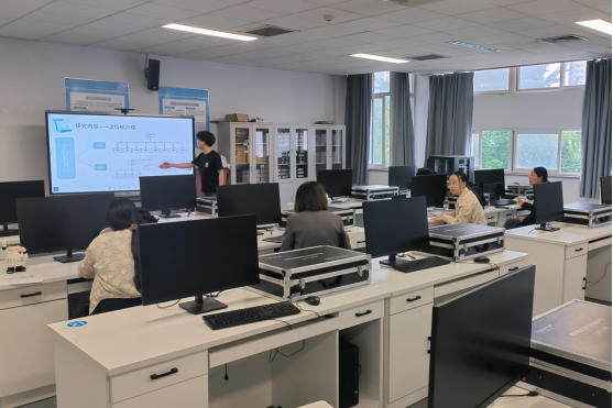 Successful Defense of the IoT Engineering Major 2024 Innovation Project