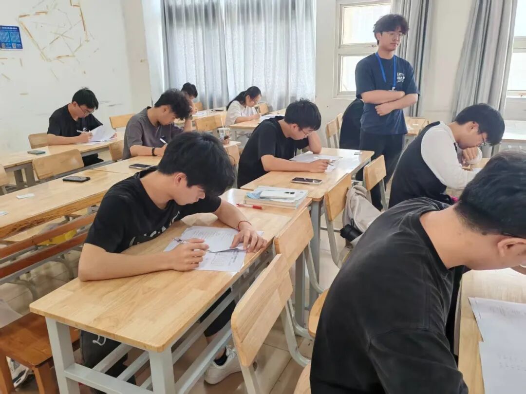 Event Update: The Preliminary Round of the C Language Programming Competition at the School of Information Engineering Concludes Successfully!