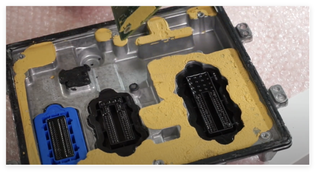 Dissecting the Chevrolet Heavy-Duty Pickup ECU: How a 'Hacker' Breached the 'Unhackable'