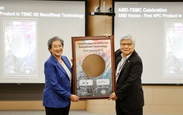 PC Chip Landscape Shifts: AMD Completes 2nm Chip Taping Out, Intel Faces Two Major Dilemmas