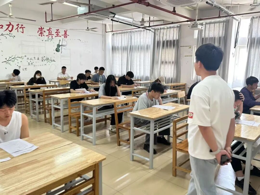 Event Update: The Preliminary Round of the C Language Programming Competition at the School of Information Engineering Concludes Successfully!