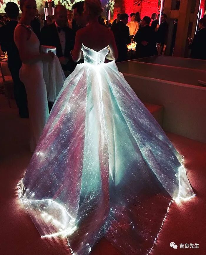 Utilizing Light: More Fashionable than Custom-Made Dresses