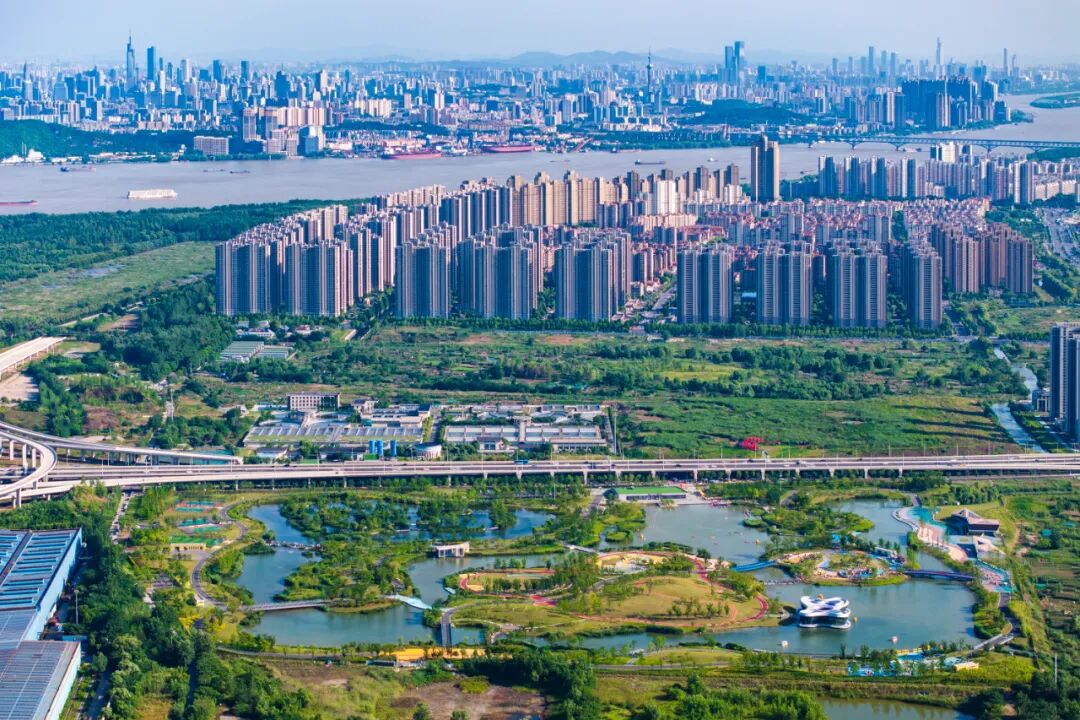 The 'C Language' of Jiangbei: Innovation, Entrepreneurship, and Creation