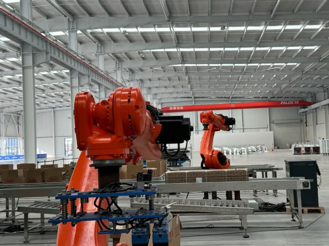 The Financial Power Behind the Robot 'Dream Factory'