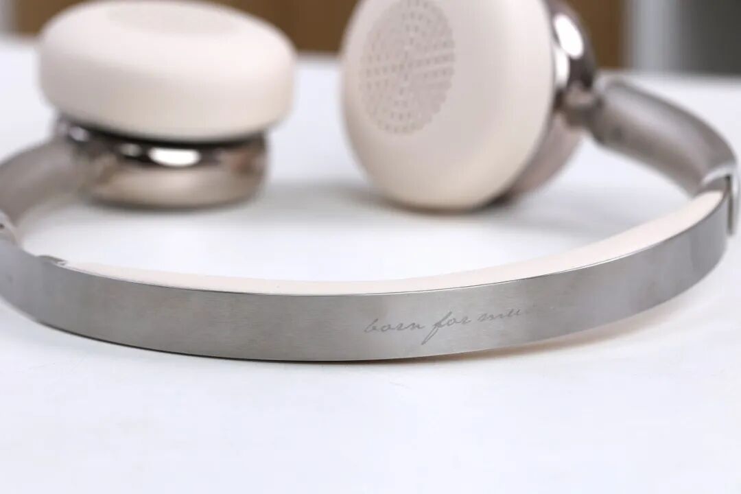 Bluetooth Headphones Under 200 Yuan: A Nostalgic Journey Back to the Millennium