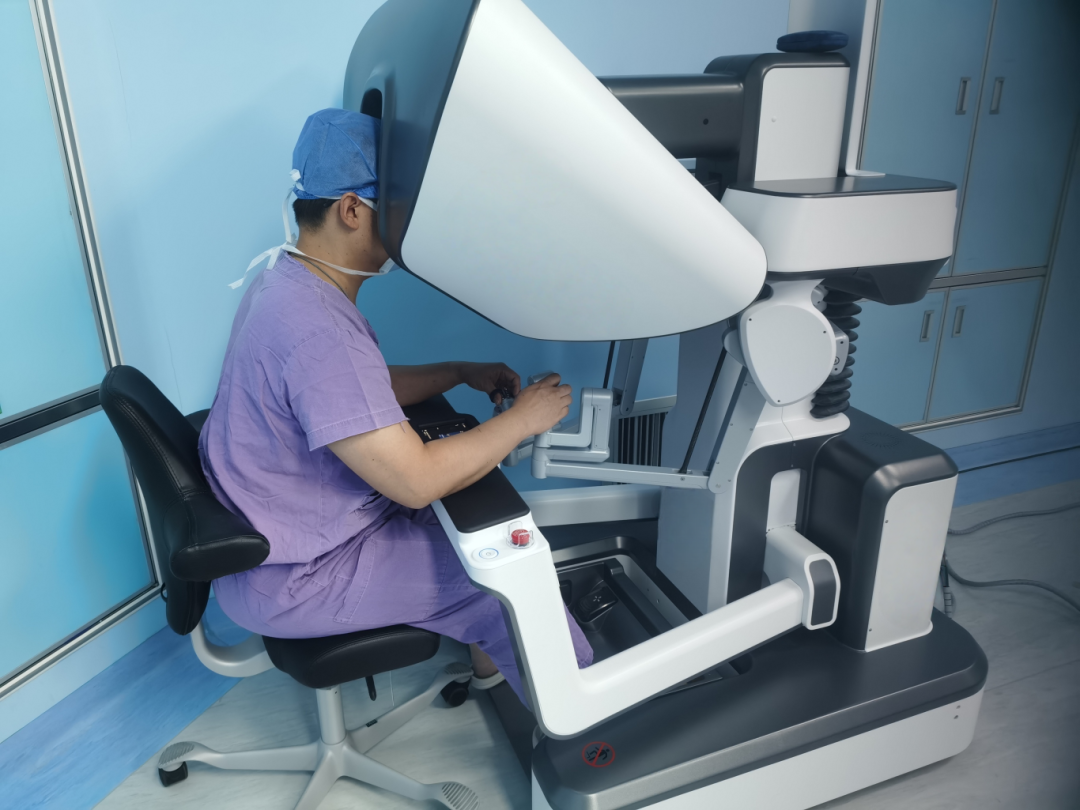 Quality Medical Care: Robots 'Surgical Knives' Ensure Precision!