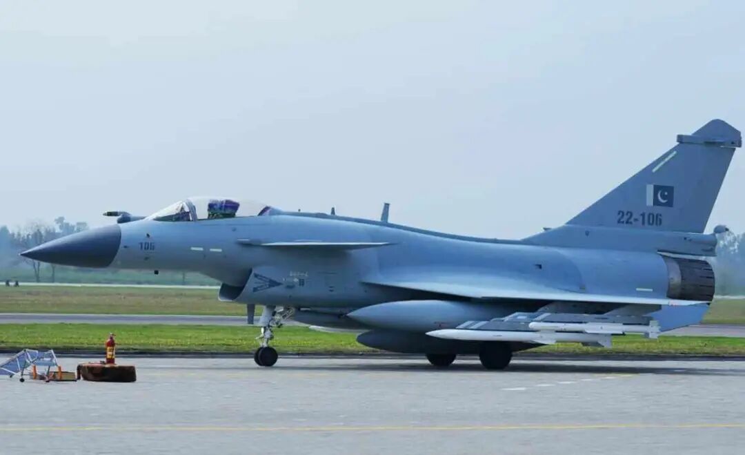 Pakistan Officially Announces: J-10C Shoots Down 5 Indian Aircraft, India Implicitly 'Surrenders'