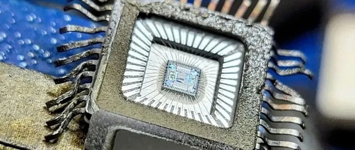 Why Do Microcontrollers Have So Many Power and Ground Pins?