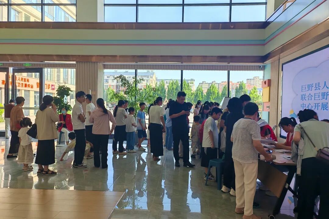 Community Health Initiative for Children in Jiayuan Community: A Heartwarming Action!