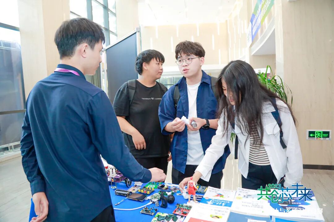 The 6th National College Student Embedded Chip and System Design Competition Application Track National Finals Successfully Concluded