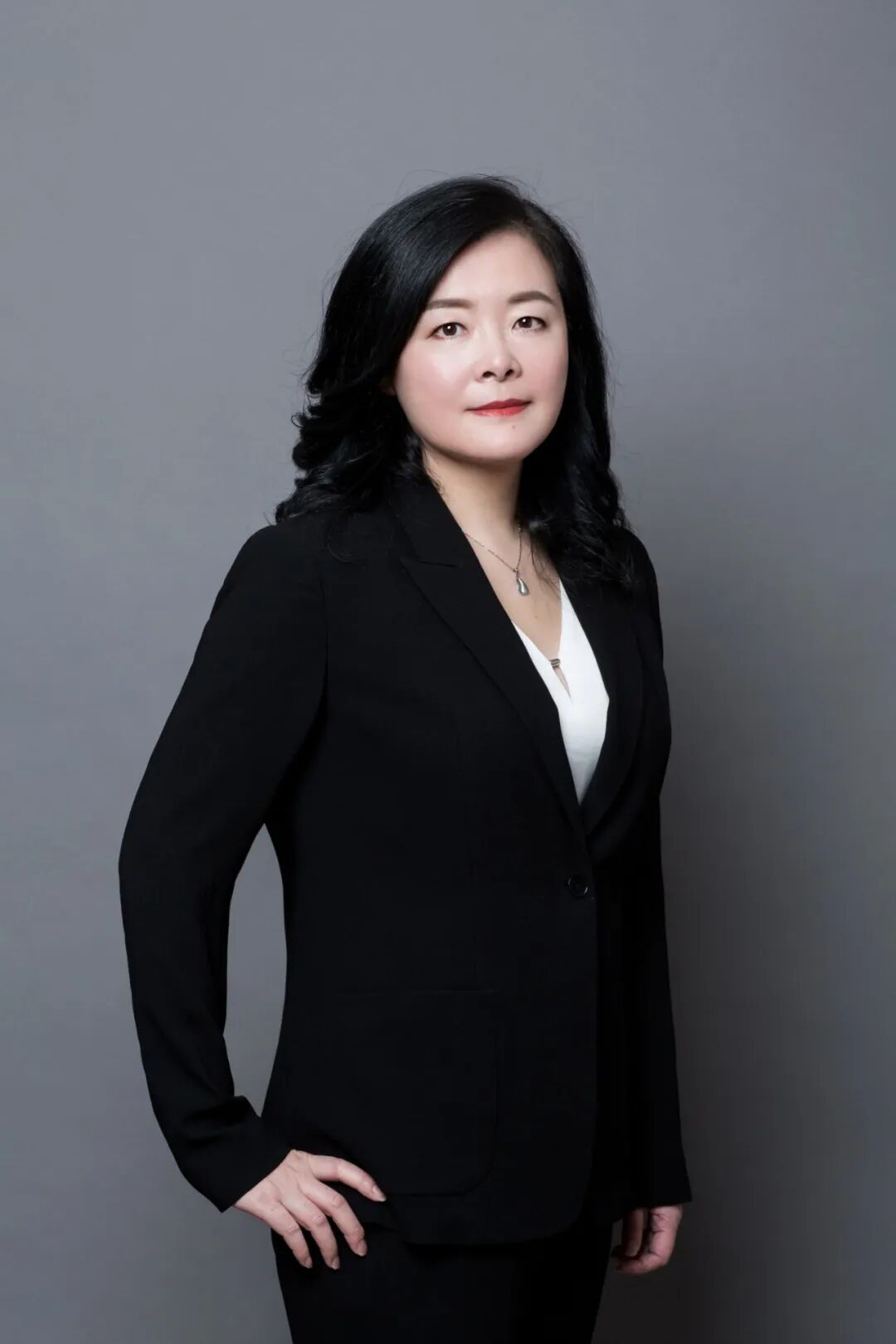 Edge Intelligence: A New Engine of Transformation in the Digital Wave