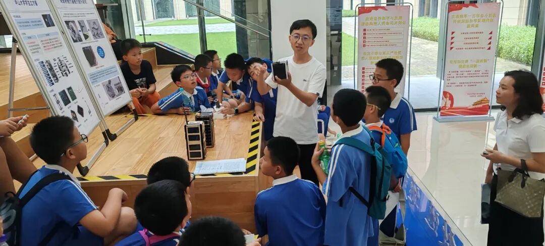 A Post-90s 'Star Maker' from Sun Yat-sen University!