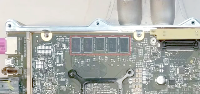 In-Depth Analysis of Tesla's Third-Generation Infotainment System: Powered by AMD, What Makes It the Strongest in Production Cars?