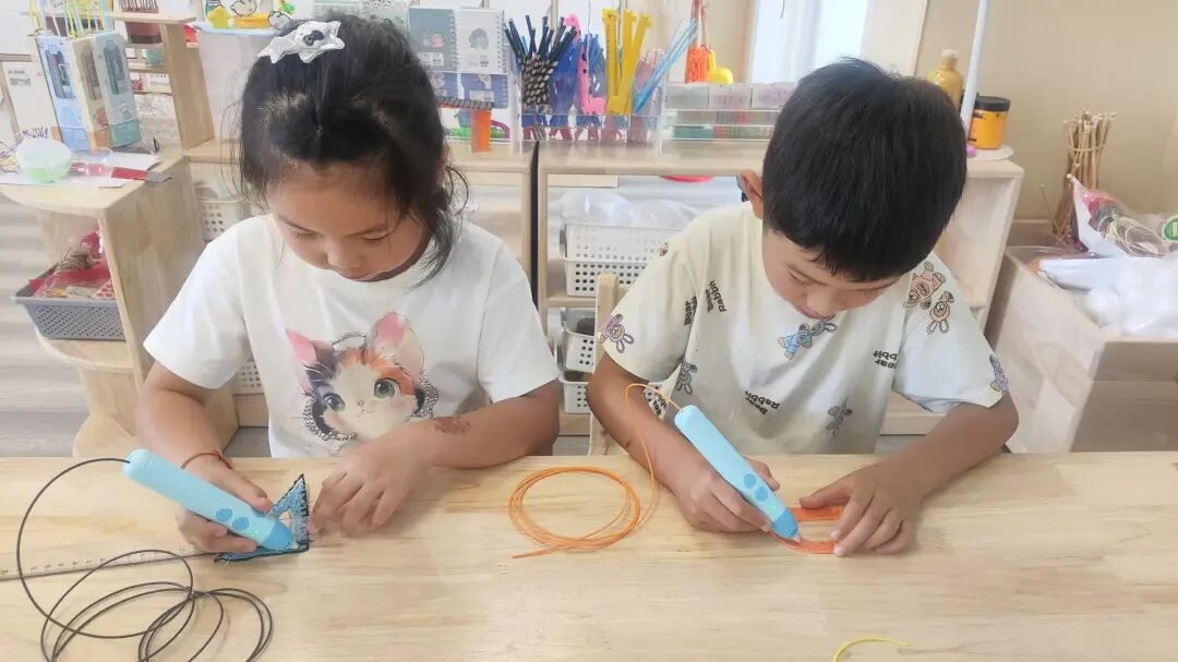 The Colorful Course: The Adventure of Stationery